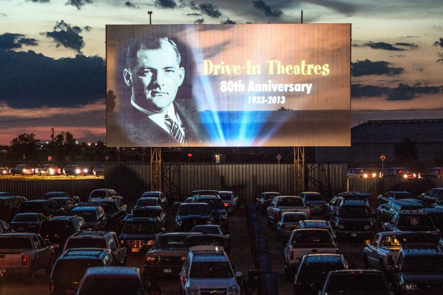 Mov’in Bed has relaunched as a 50's-inspired drive-in cinema